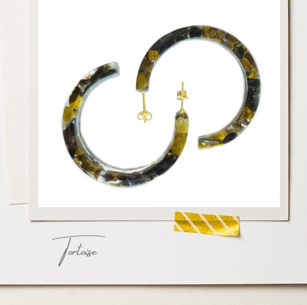 Gemstone hoops in resin